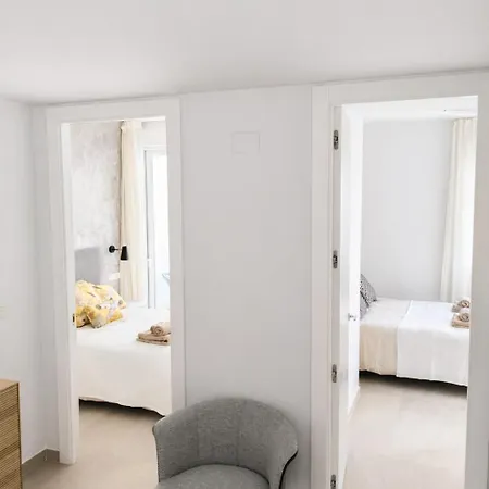 Διαμέρισμα Sunny Waves & Coast 2 Apts, 6br, Ac & Heated Pool Τορεβιέχα