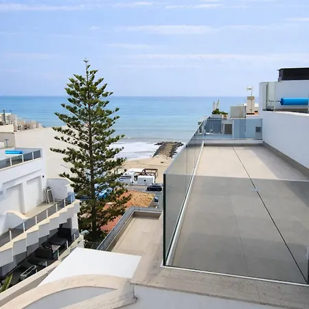 Sunny Waves & Coast 2 Apts, 6br, Ac & Heated Pool Διαμέρισμα Τορεβιέχα