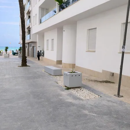 شقة Sunny Waves & Coast 2 Apts, 6br, Ac & Heated Pool *